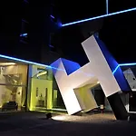 Hotel Basic By Axis