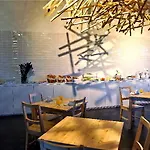 Basic By Axis Otel 2*