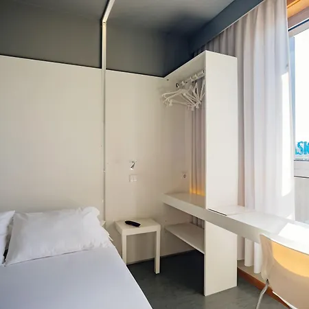 Basic By Axis Otel Braga