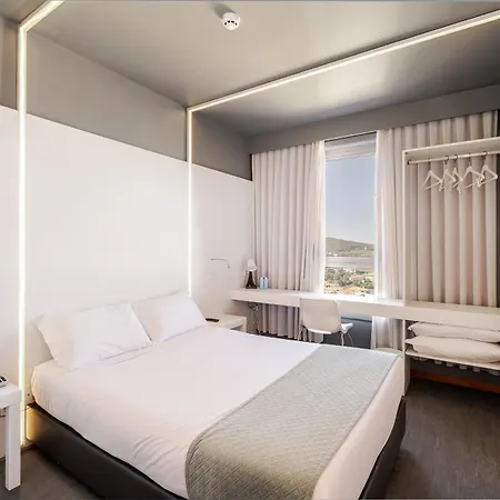 布拉加拜席斯基本酒店 布拉加