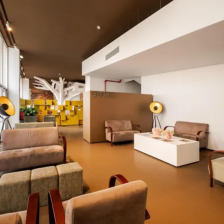 酒店 布拉加拜席斯基本酒店 2*