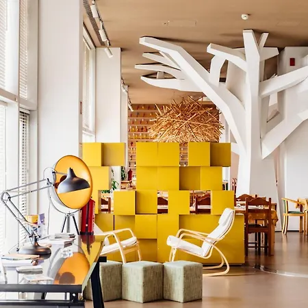 Hotell Basic By Axis 2*