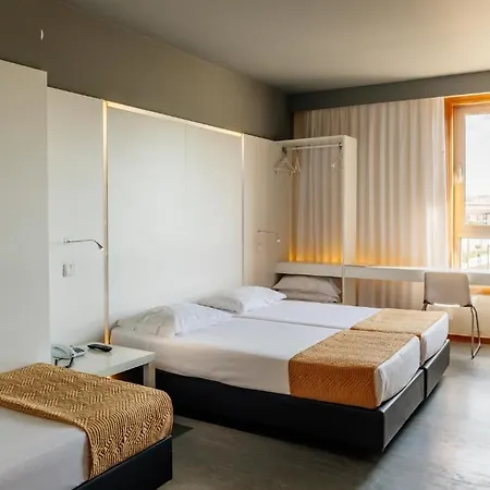 Basic By Axis Otel Braga