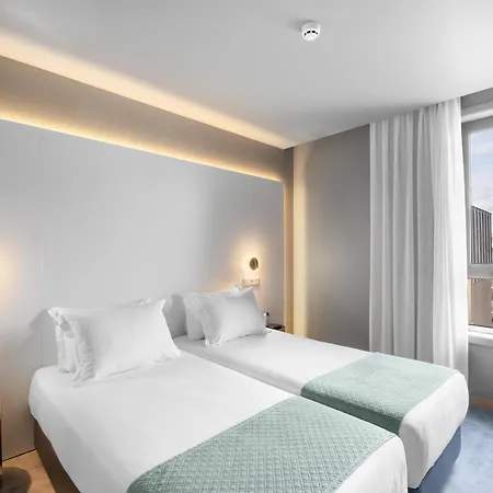 Hotell Basic By Axis 2*