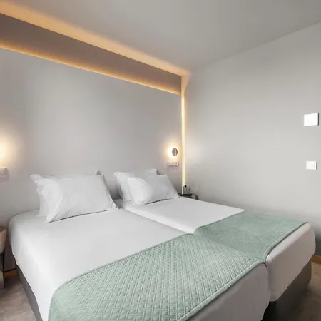 Basic By Axis Hotell Braga