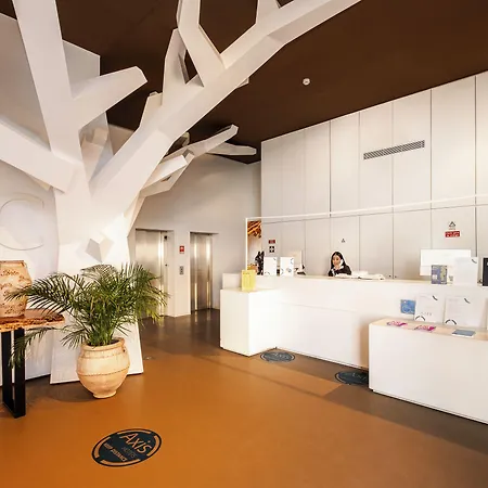 Basic By Axis Hotell