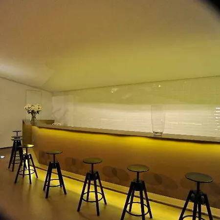 布拉加拜席斯基本酒店 酒店