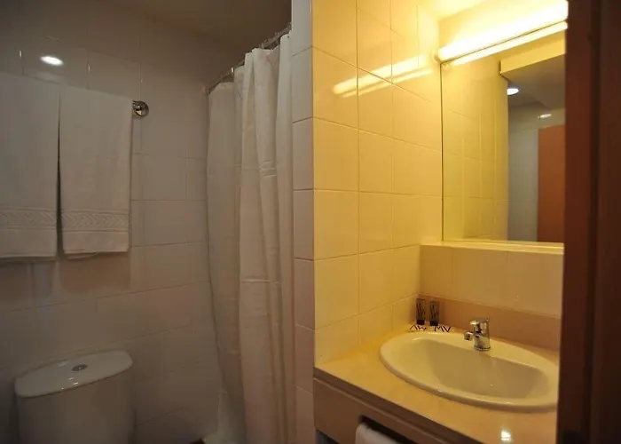 Basic By Axis Hotel Braga