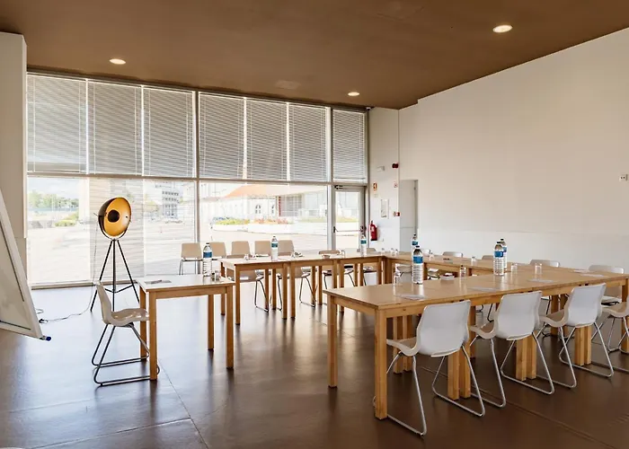 布拉加拜席斯基本酒店 2*