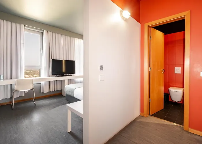 Basic By Axis 브라가