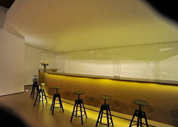 布拉加拜席斯基本酒店 酒店