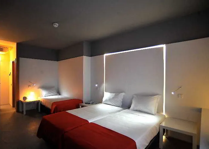 布拉加拜席斯基本酒店