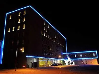 布拉加拜席斯基本酒店