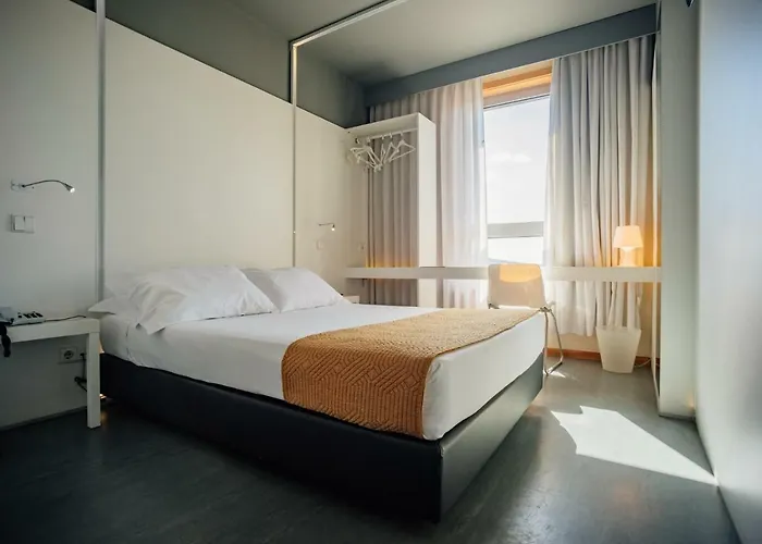 Basic By Axis Hotel 2*