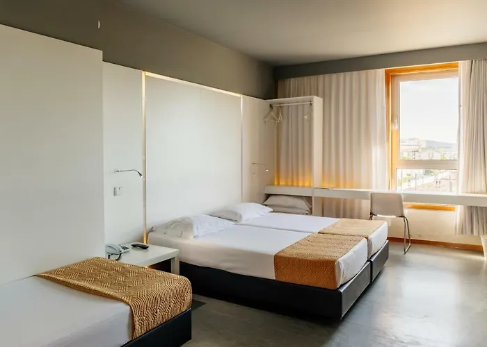 Basic By Axis Hotel 2*